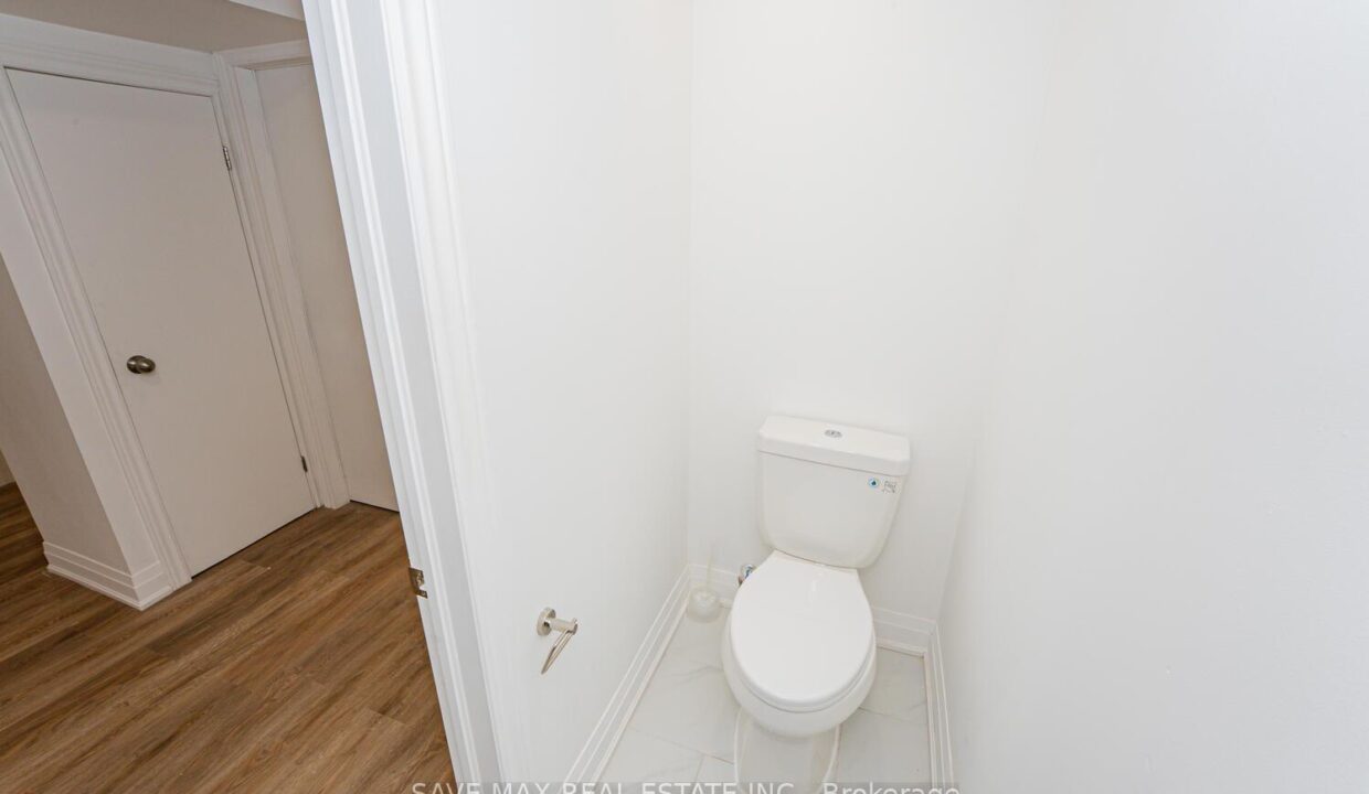 e8aa45e7-1f06-408b-9edb-54157eb41dd6-l.jpeg