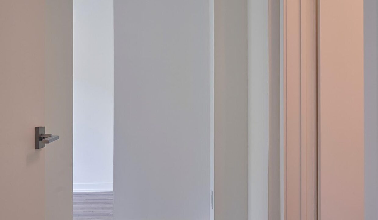 e9044255-182c-4dce-8fbf-82d6e7f7b50b-l.jpeg