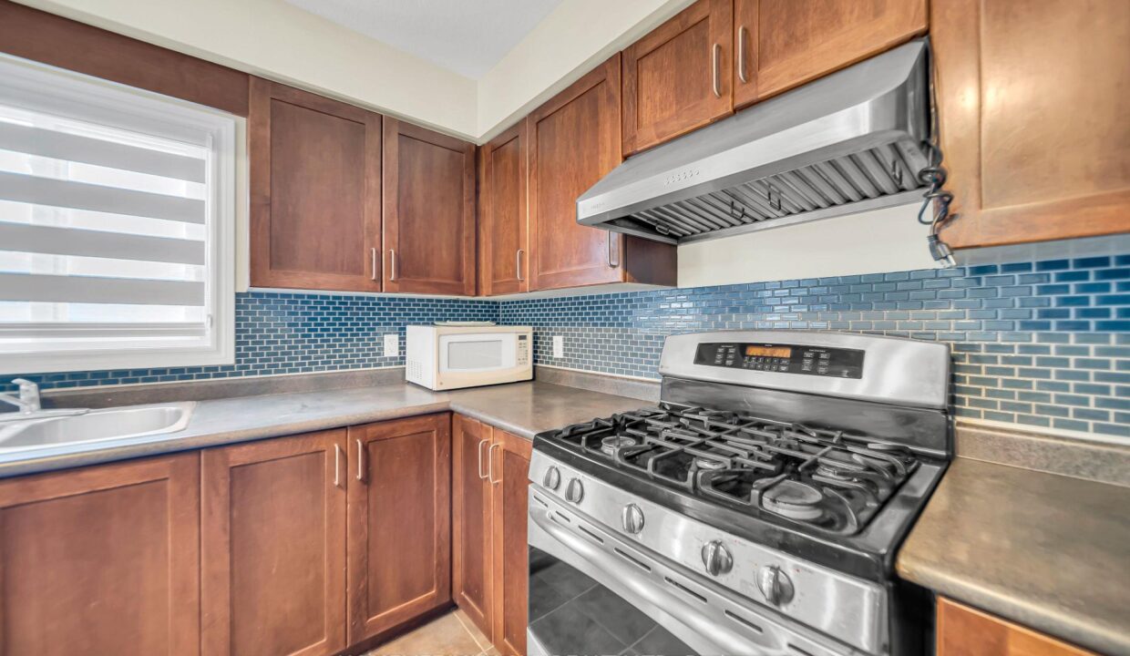ebc0711b-d5db-40b6-9a23-c96a089203f4-l.jpeg