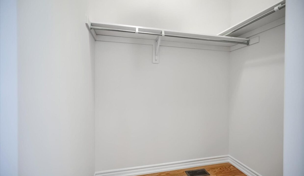 ed41349d-b128-4540-9973-fa64045e4a7f-l.jpeg