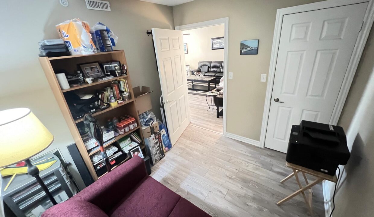 ef1c4d19-a6a2-468b-b6e2-081285c971c9-l.jpeg