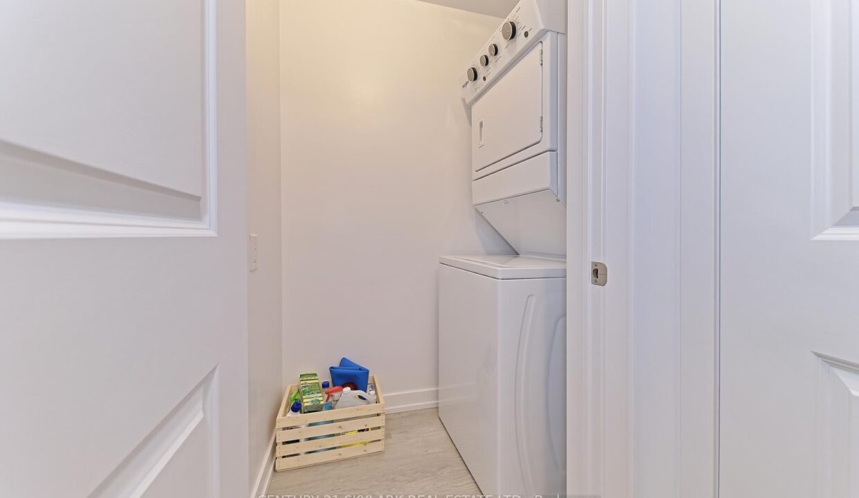 f0058b9c-ba54-48c3-a1a8-506f5df040f3-l.jpeg