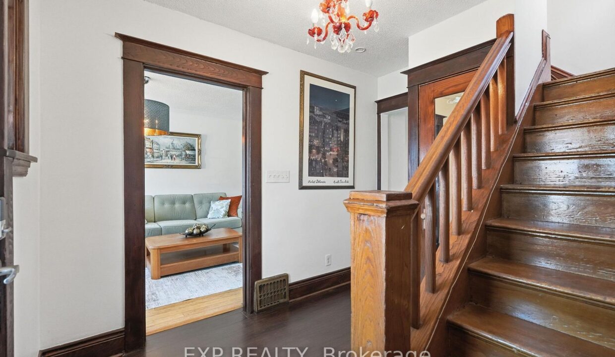 f18db4ab-2e7e-446f-b39d-705f9533184c-l.jpeg