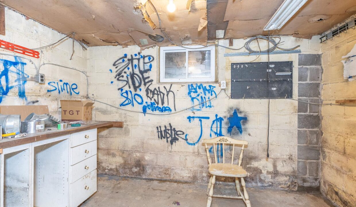 f3a7c72c-9d1b-4627-937f-0681898873df-l.jpeg