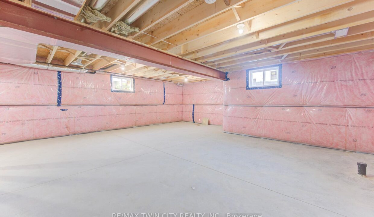 fee608a5-985b-4382-bb32-0022902dda65-l.jpeg